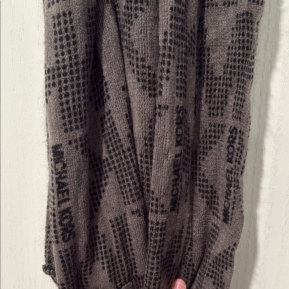 Michael Kora Patterned Infinity Scarf - Picture 3 of 4